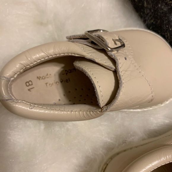 New in the box spain leather infant shoes size 18 - Picture 6 of 13